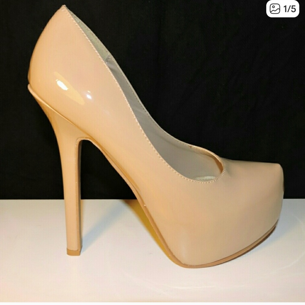 Nude Pumps - image 1